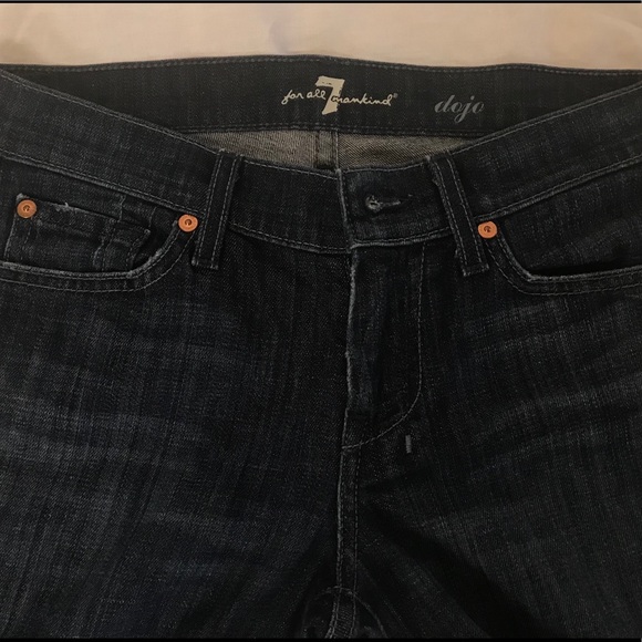 7FAM Seven for All Manknd Medum Wash A Pocket Flare Jeans, EUC, 31